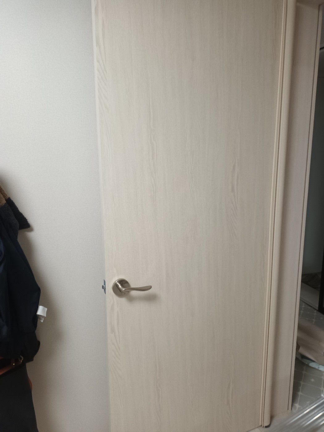 광진구 광장힐스테이트 방문 한 면 인테리어 필름 시공 후